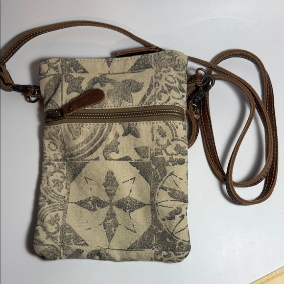 Myra Bag Handbags - Myra Bag Crossbody Purse – Neutral Floral Print with Leather Trim